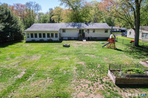 39 Grove Road North Haven CT 06473