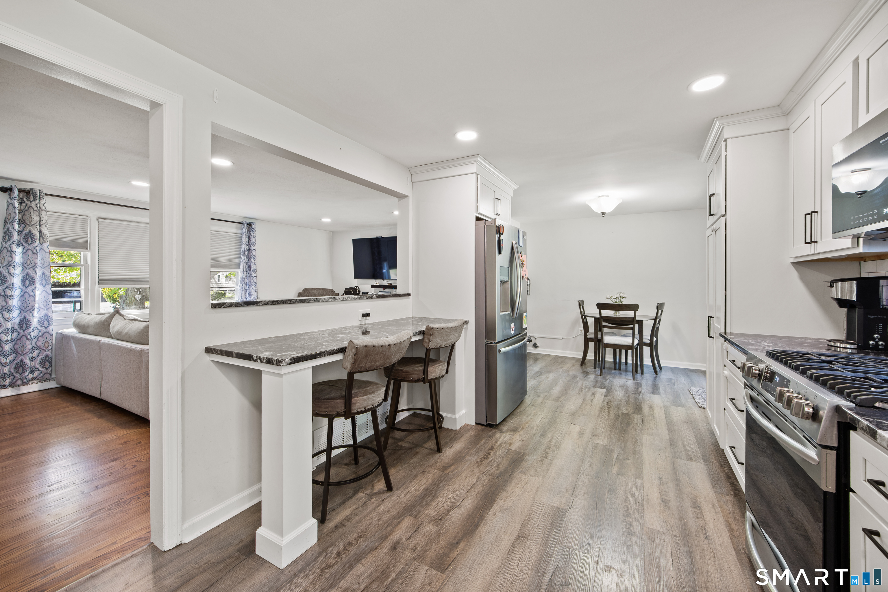 39 Grove Road North Haven CT 06473
