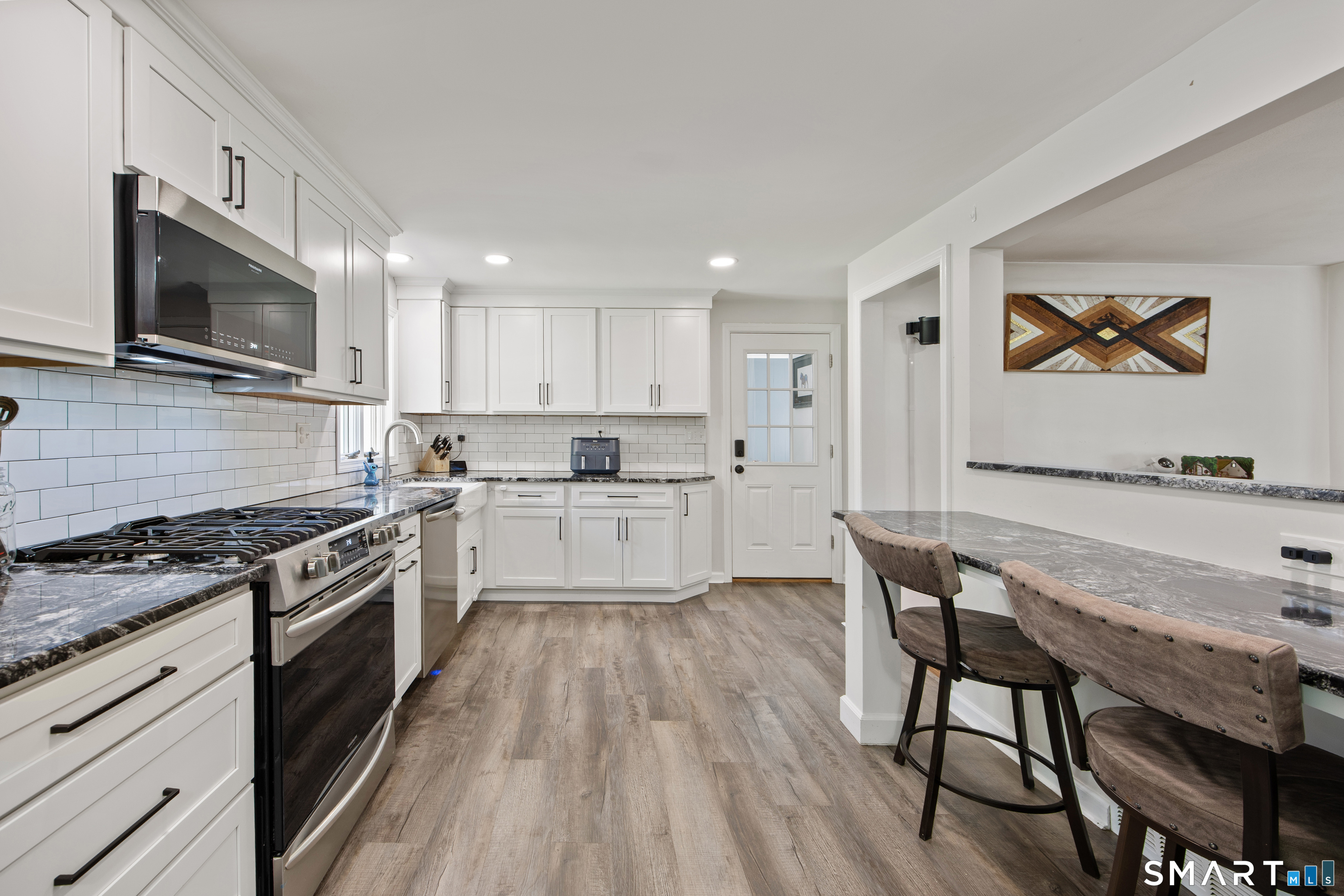 39 Grove Road North Haven CT 06473