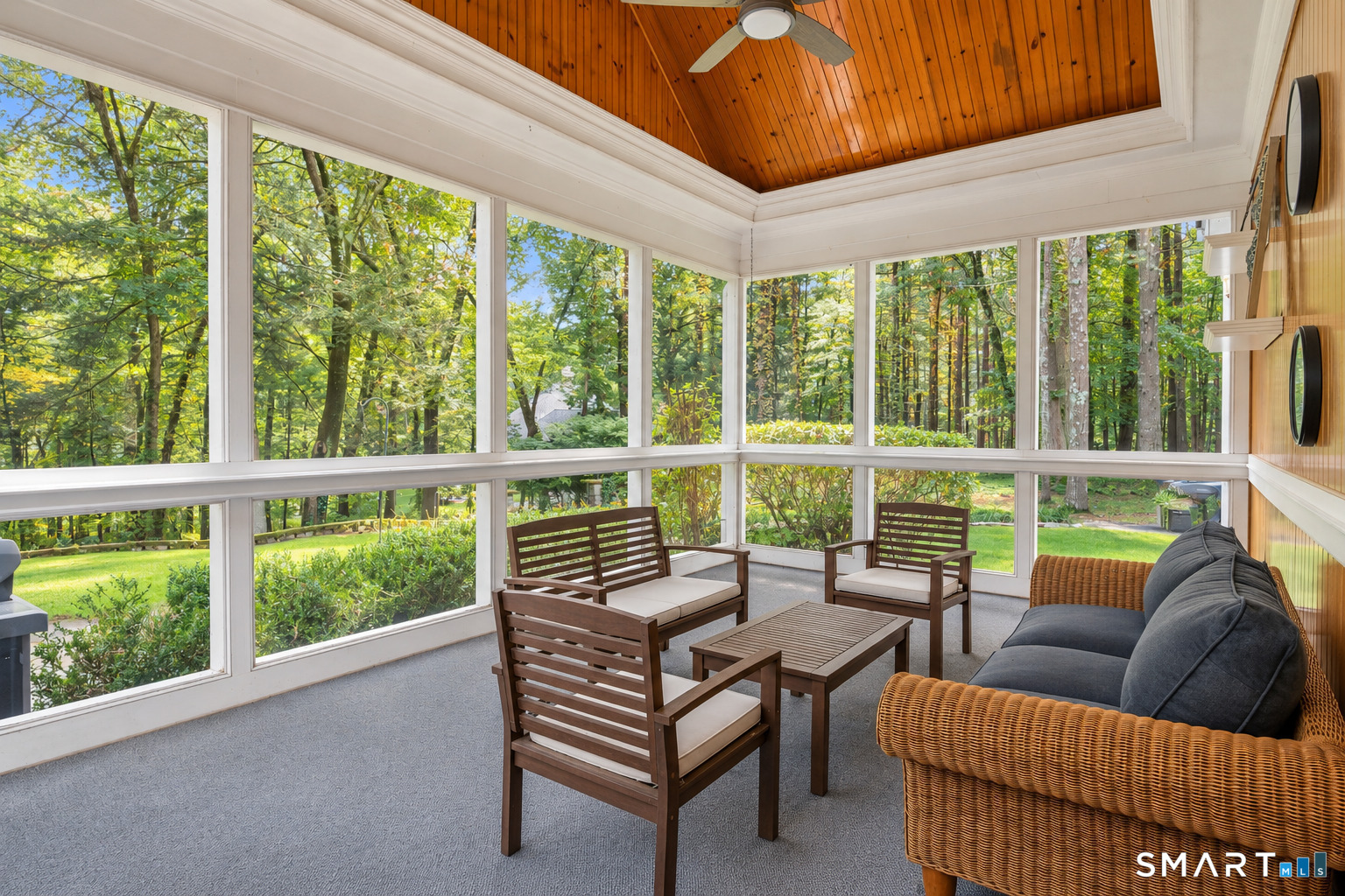 10 Whitman Pond Road Simsbury CT 06070