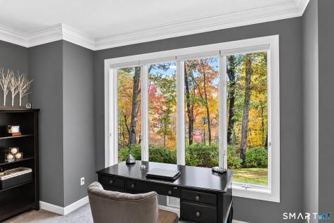 10 Whitman Pond Road Simsbury CT 06070