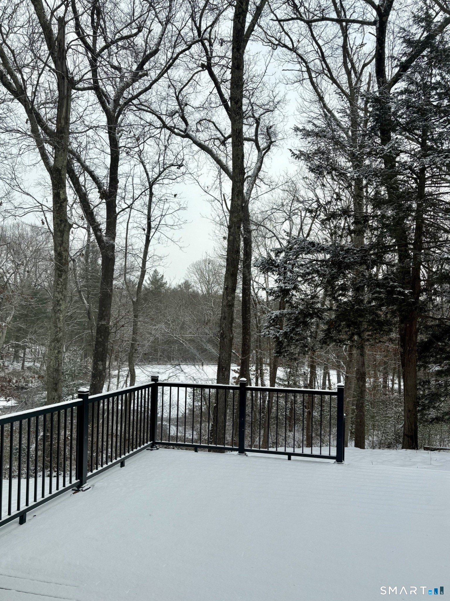10 Whitman Pond Road Simsbury CT 06070