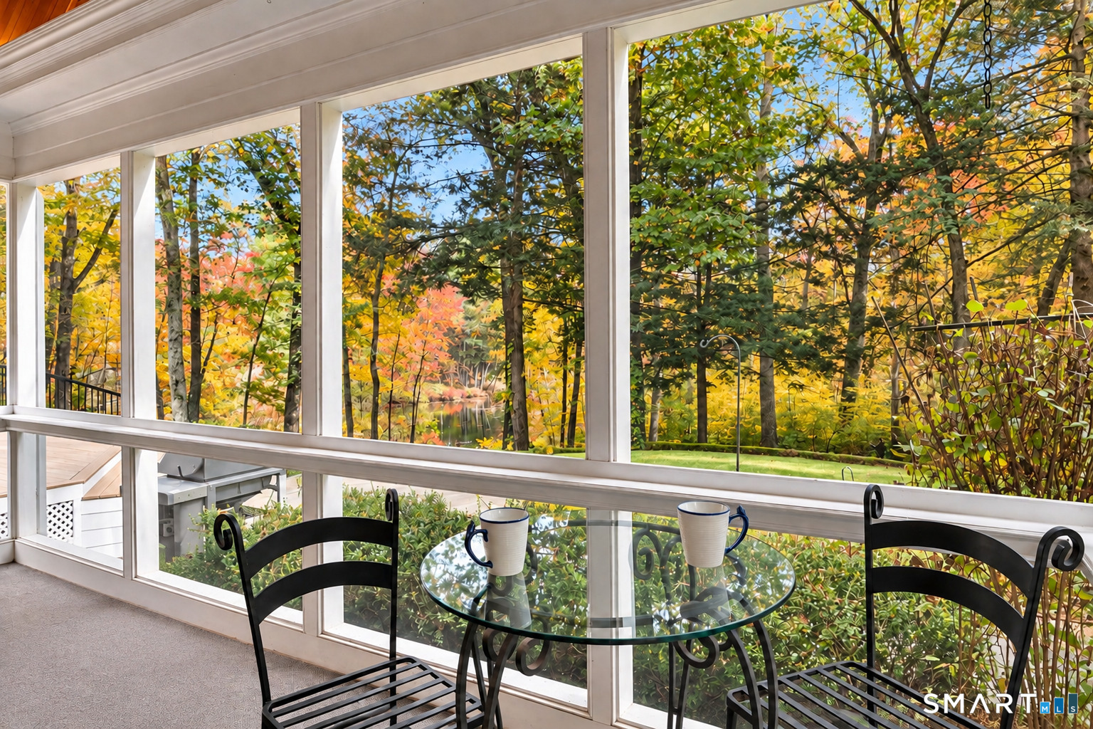10 Whitman Pond Road Simsbury CT 06070