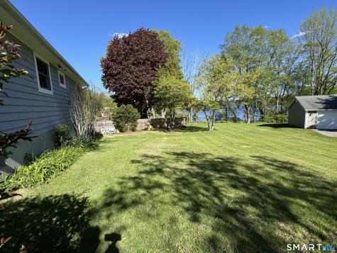 13 Trading Cove Drive Norwich CT 06360