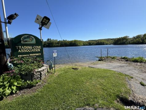 13 Trading Cove Drive Norwich CT 06360