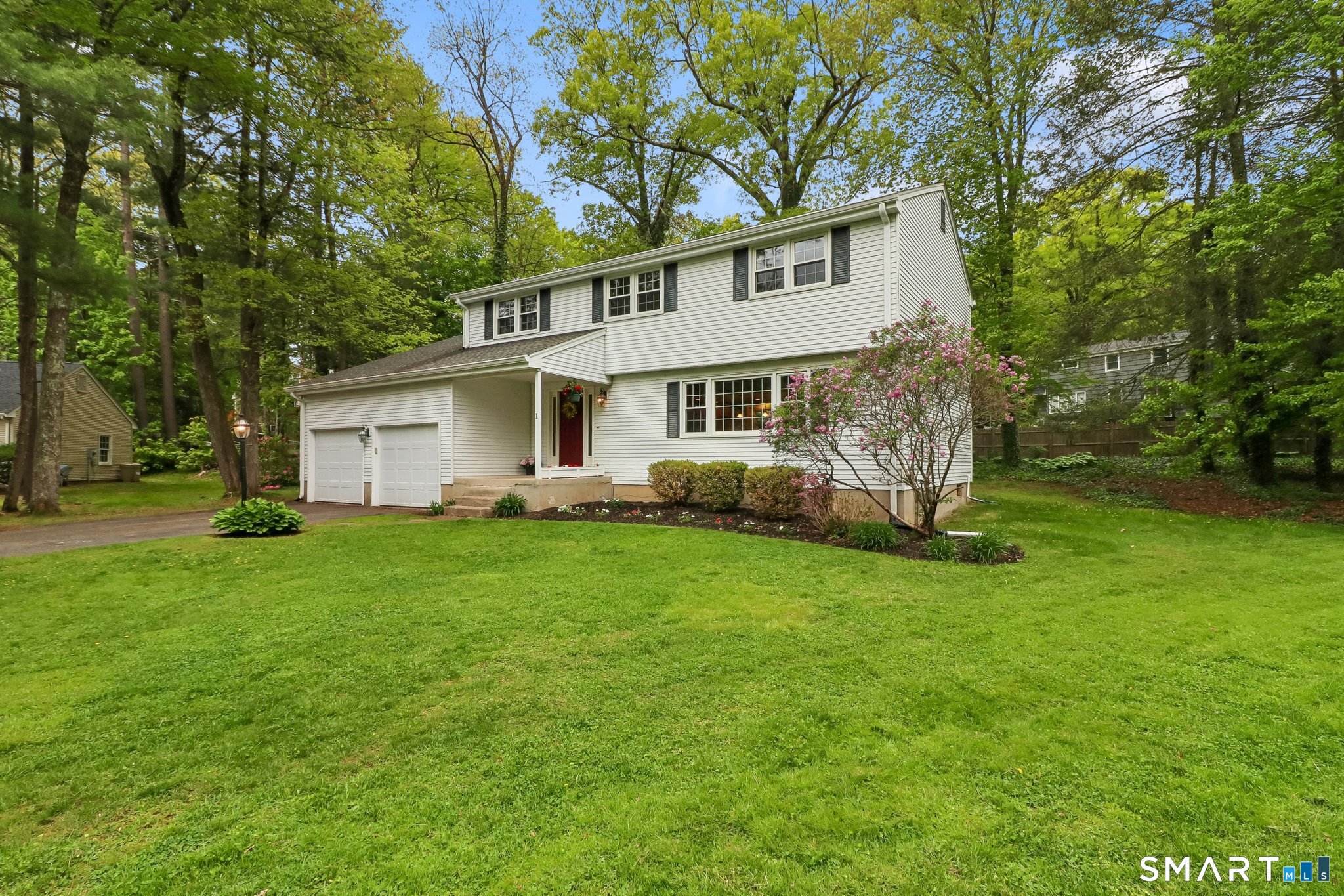 1 Horseshoe Circle Simsbury CT 06070