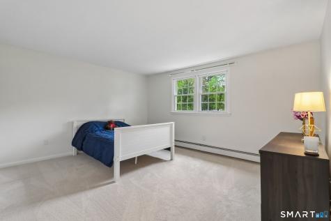 1 Horseshoe Circle Simsbury CT 06070