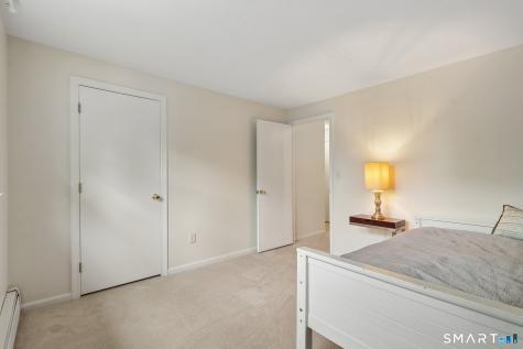 1 Horseshoe Circle Simsbury CT 06070