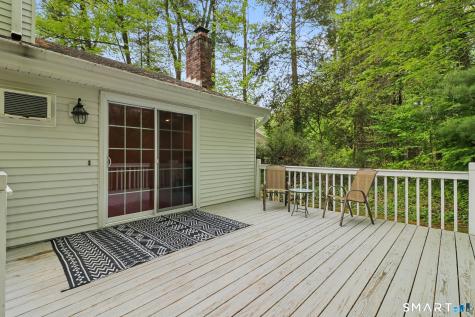 1 Horseshoe Circle Simsbury CT 06070