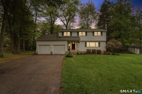 1 Horseshoe Circle Simsbury CT 06070