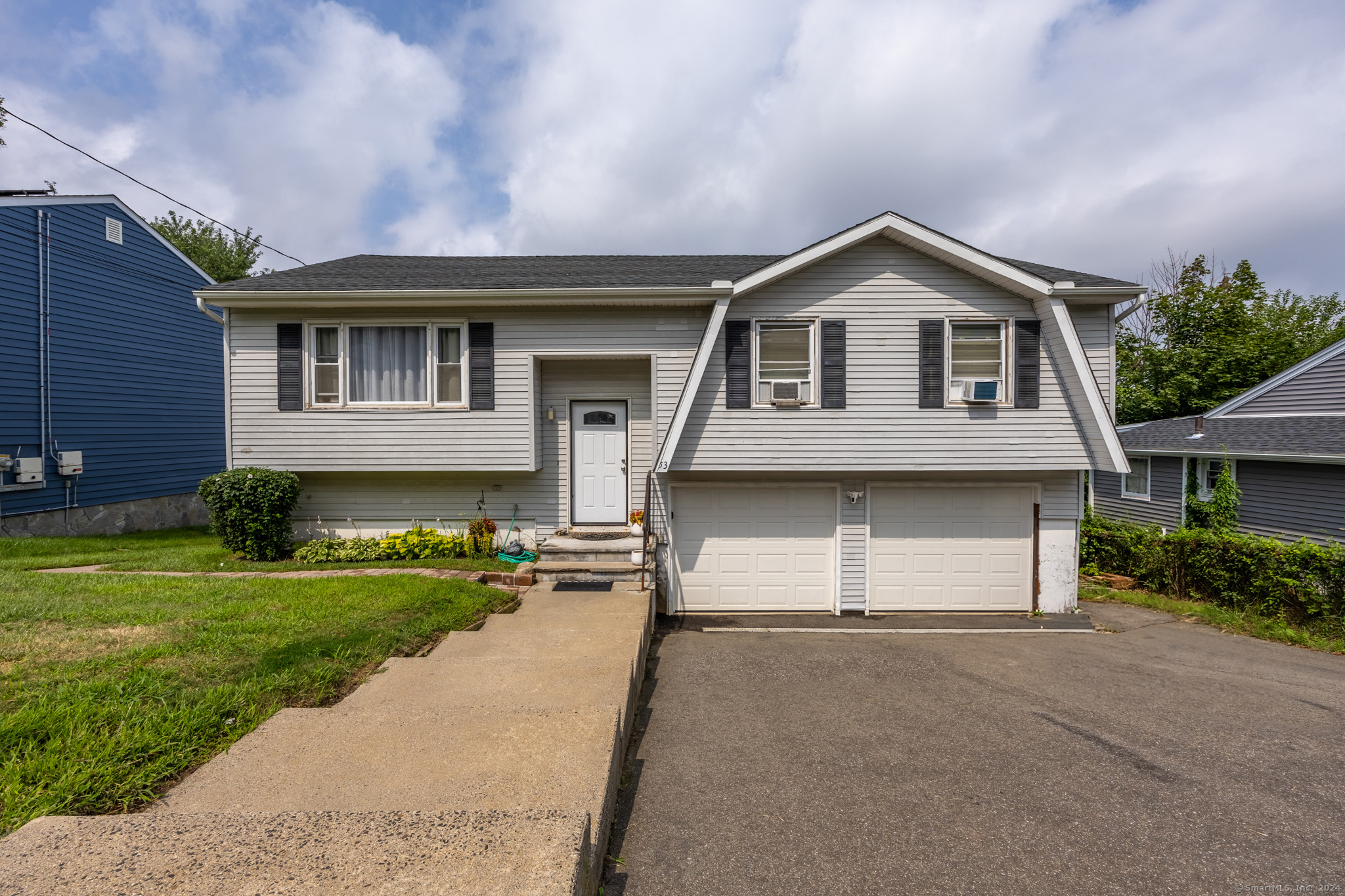 53 Santoro Street Waterbury CT 06704