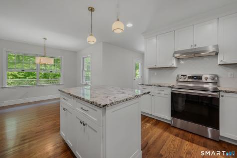 10 Whitman Lane Old Lyme CT 06371