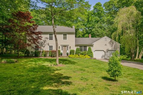 10 Whitman Lane Old Lyme CT 06371