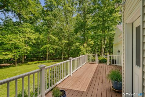 10 Whitman Lane Old Lyme CT 06371