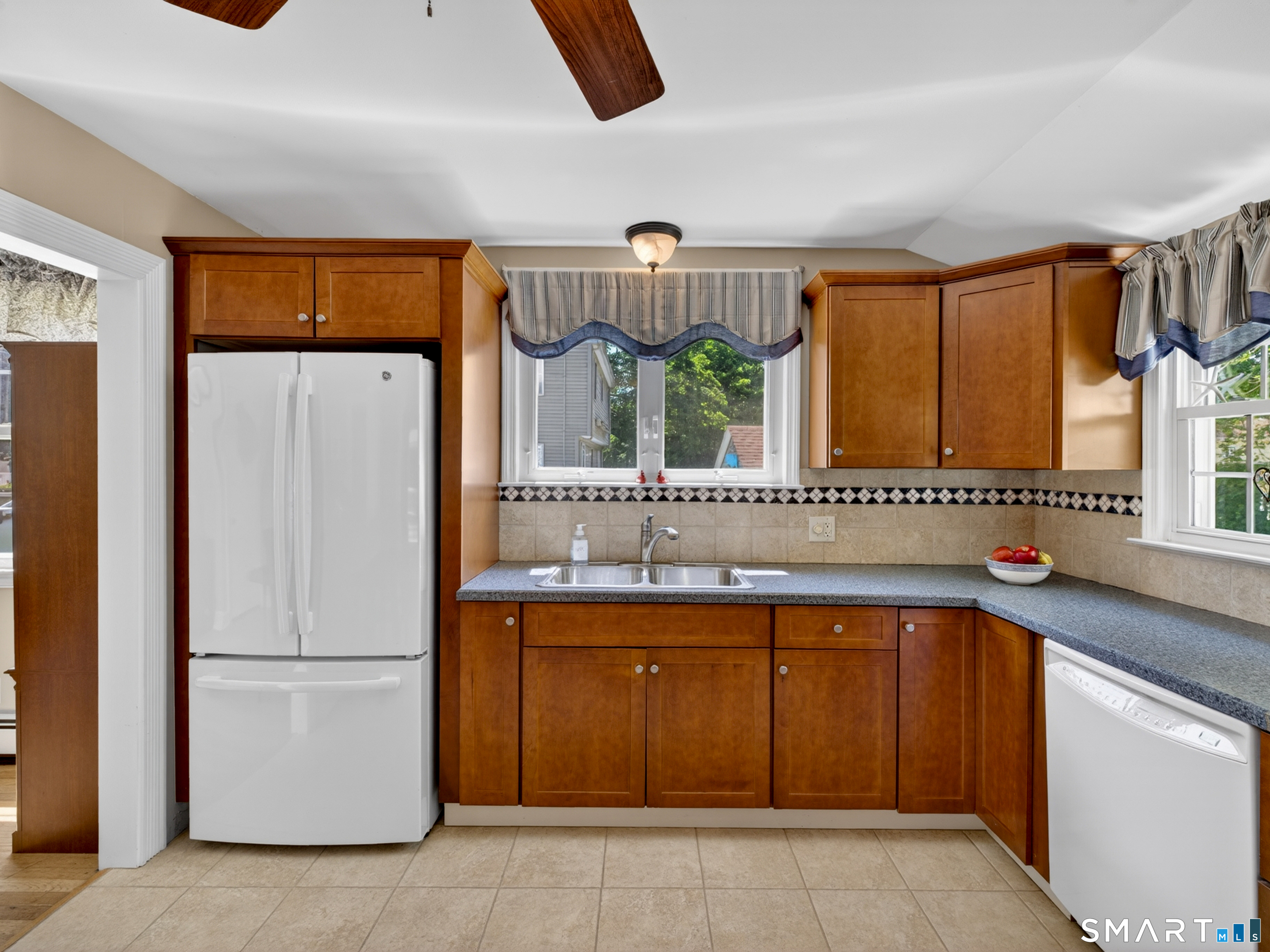 6 Joyce Court East Lyme CT 06357