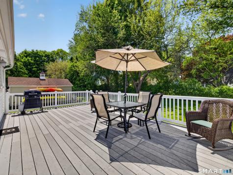 6 Joyce Court East Lyme CT 06357