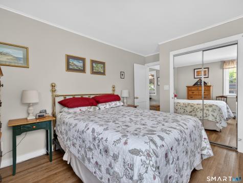 6 Joyce Court East Lyme CT 06357