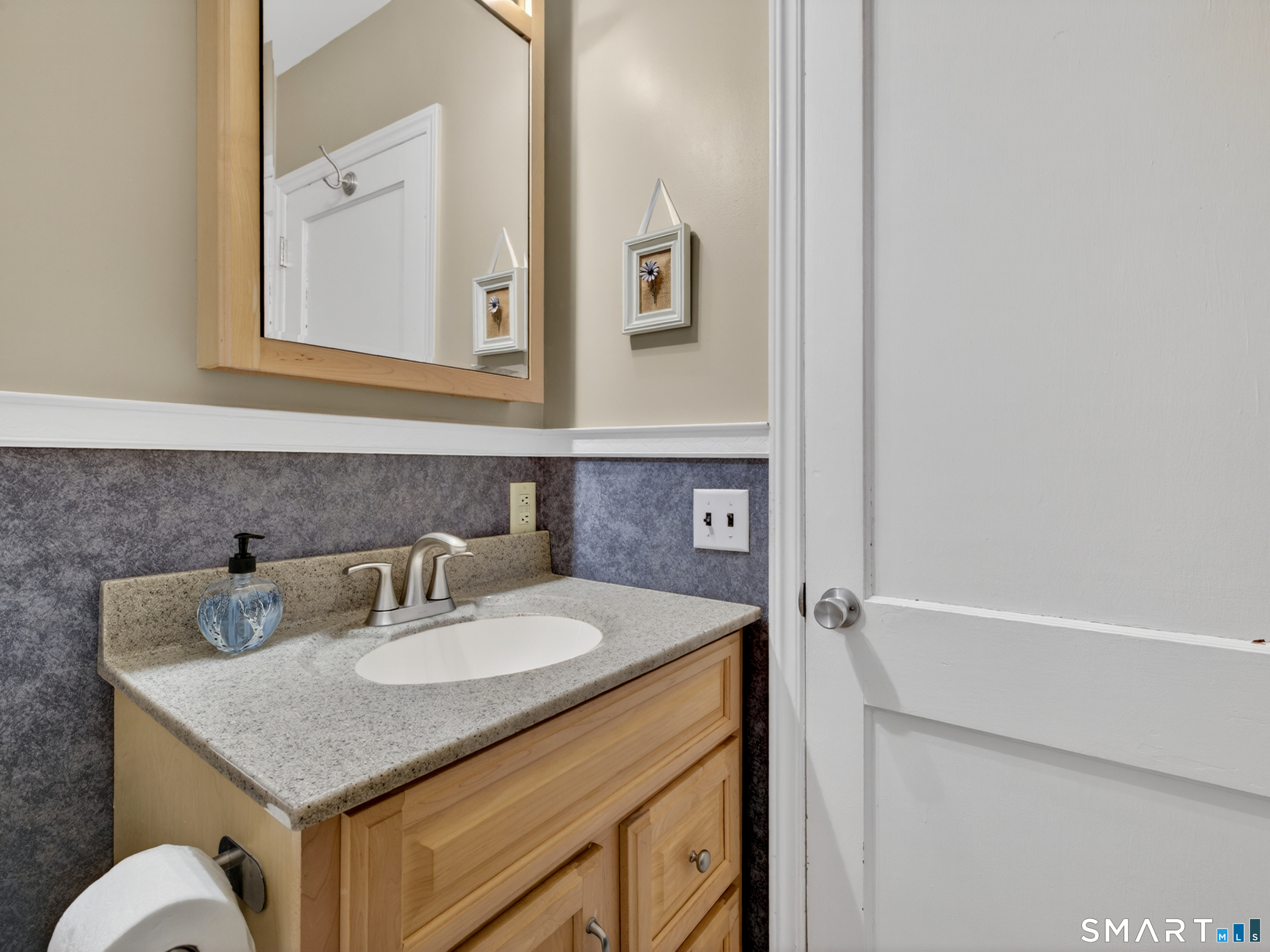 6 Joyce Court East Lyme CT 06357