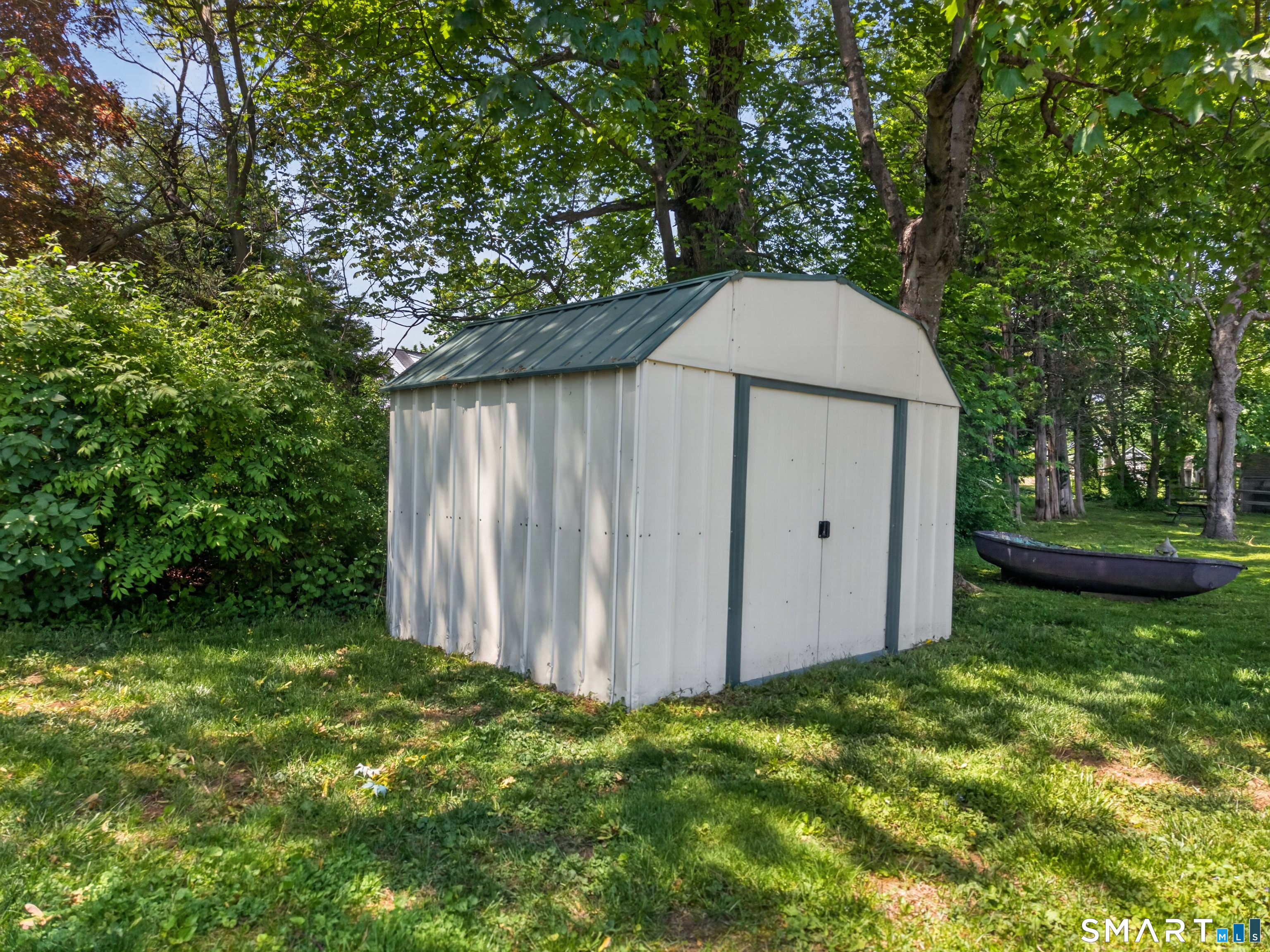 6 Joyce Court East Lyme CT 06357
