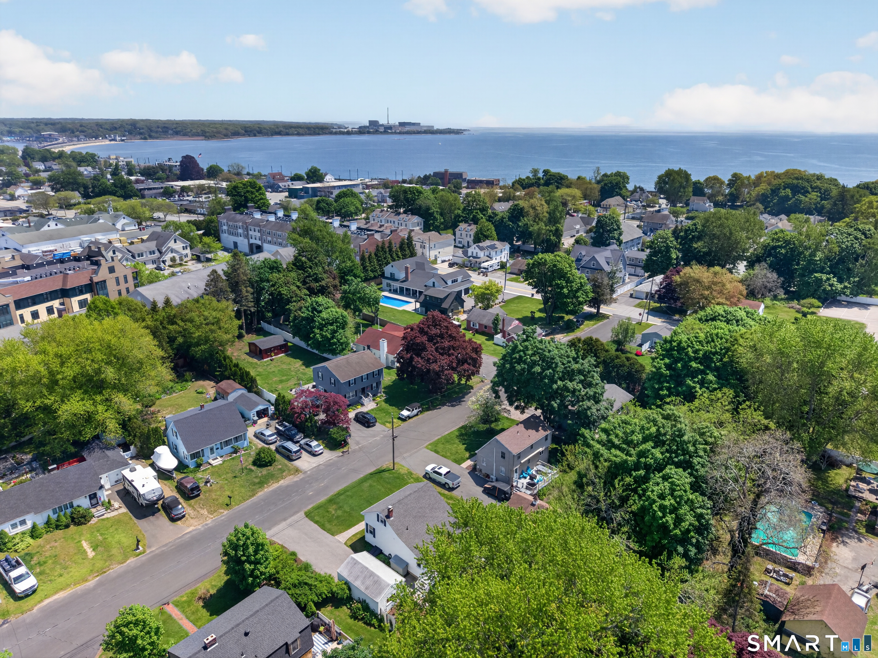6 Joyce Court East Lyme CT 06357