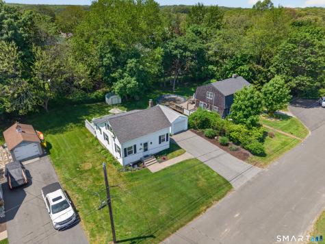 6 Joyce Court East Lyme CT 06357