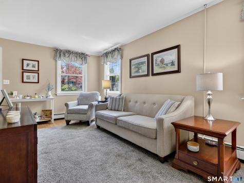 6 Joyce Court East Lyme CT 06357