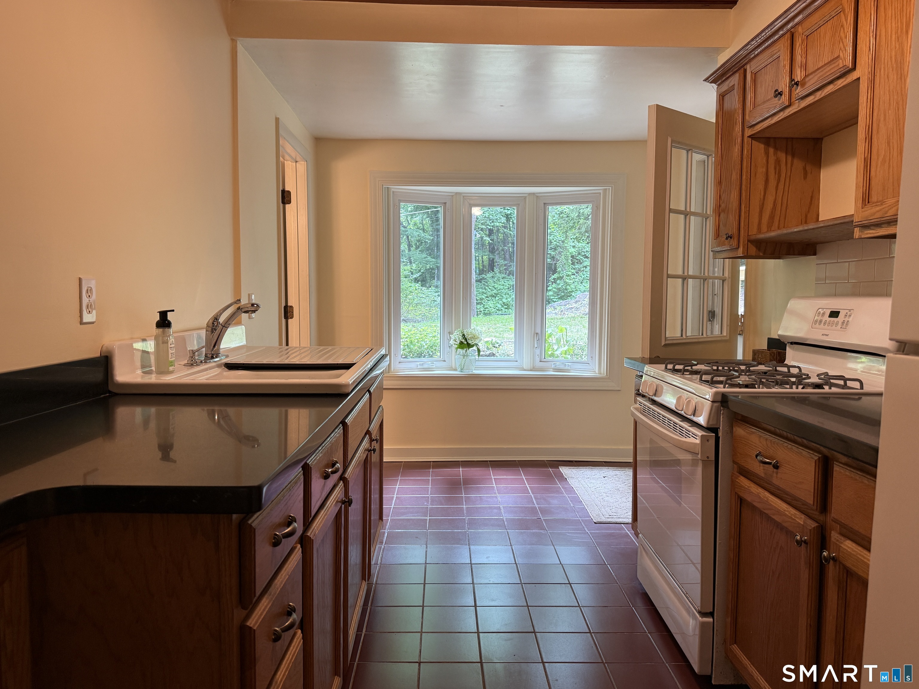 22 Luta Heights Sharon CT 06069
