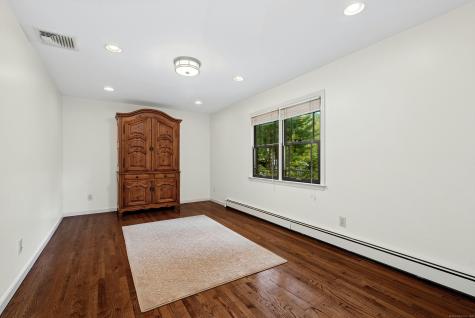 7 Morehouse Lane Norwalk CT 06850