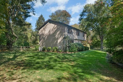 7 Morehouse Lane Norwalk CT 06850