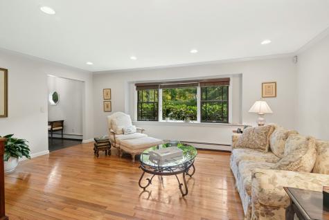 7 Morehouse Lane Norwalk CT 06850