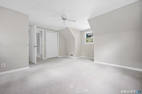 61 Rolling Green Road Bethany CT 06524