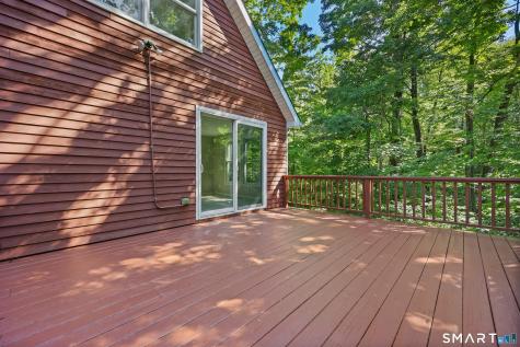 61 Rolling Green Road Bethany CT 06524