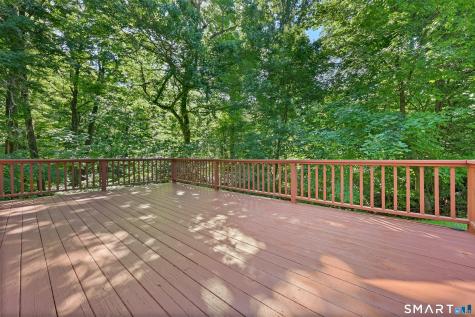 61 Rolling Green Road Bethany CT 06524