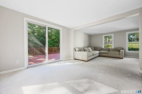 61 Rolling Green Road Bethany CT 06524