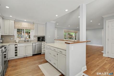 25 Sunset Hill Road Wilton CT 06897
