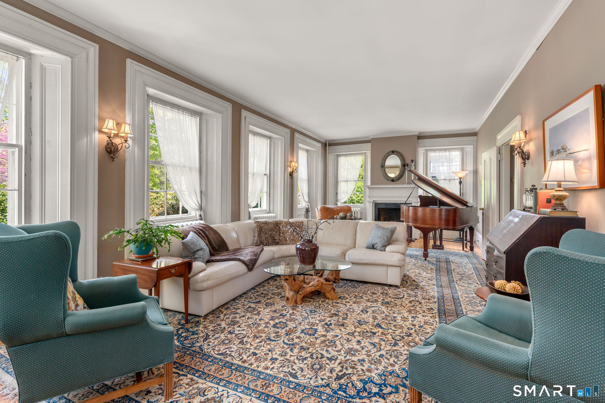 52 South Main Street Suffield CT 06078