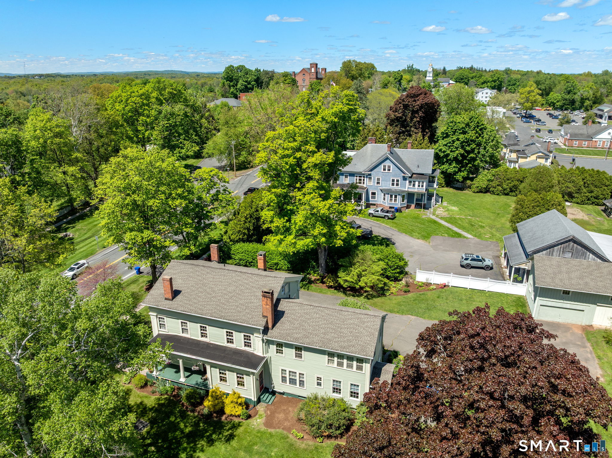 52 South Main Street Suffield CT 06078
