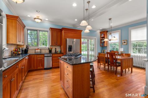 52 South Main Street Suffield CT 06078