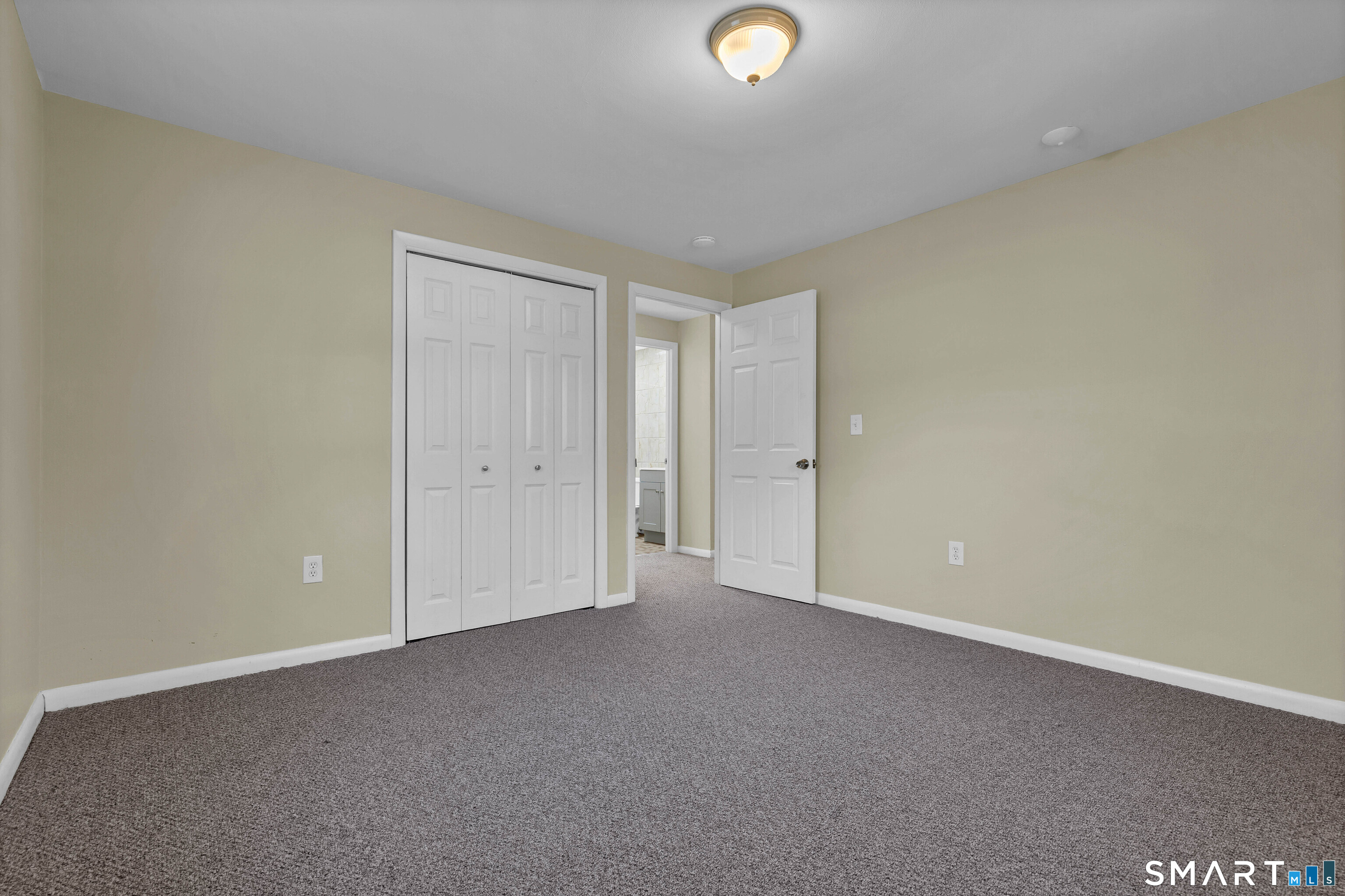13 Victoria Lane Old Lyme CT 06371