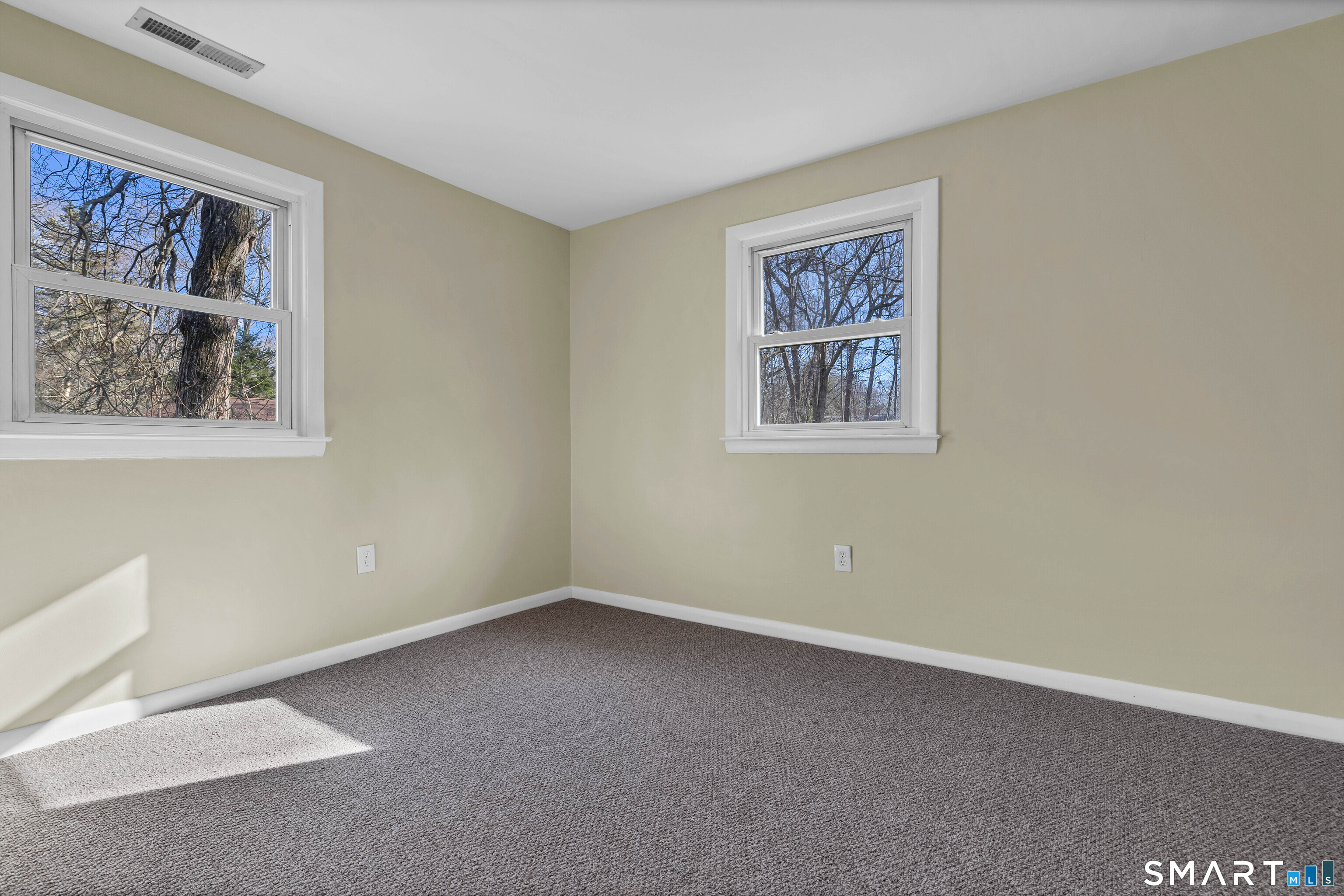 13 Victoria Lane Old Lyme CT 06371