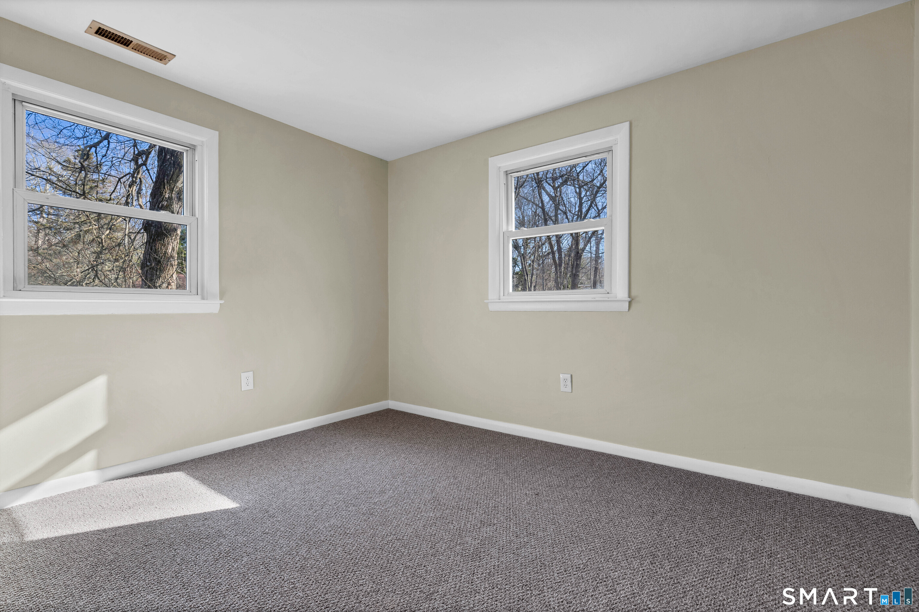 13 Victoria Lane Old Lyme CT 06371