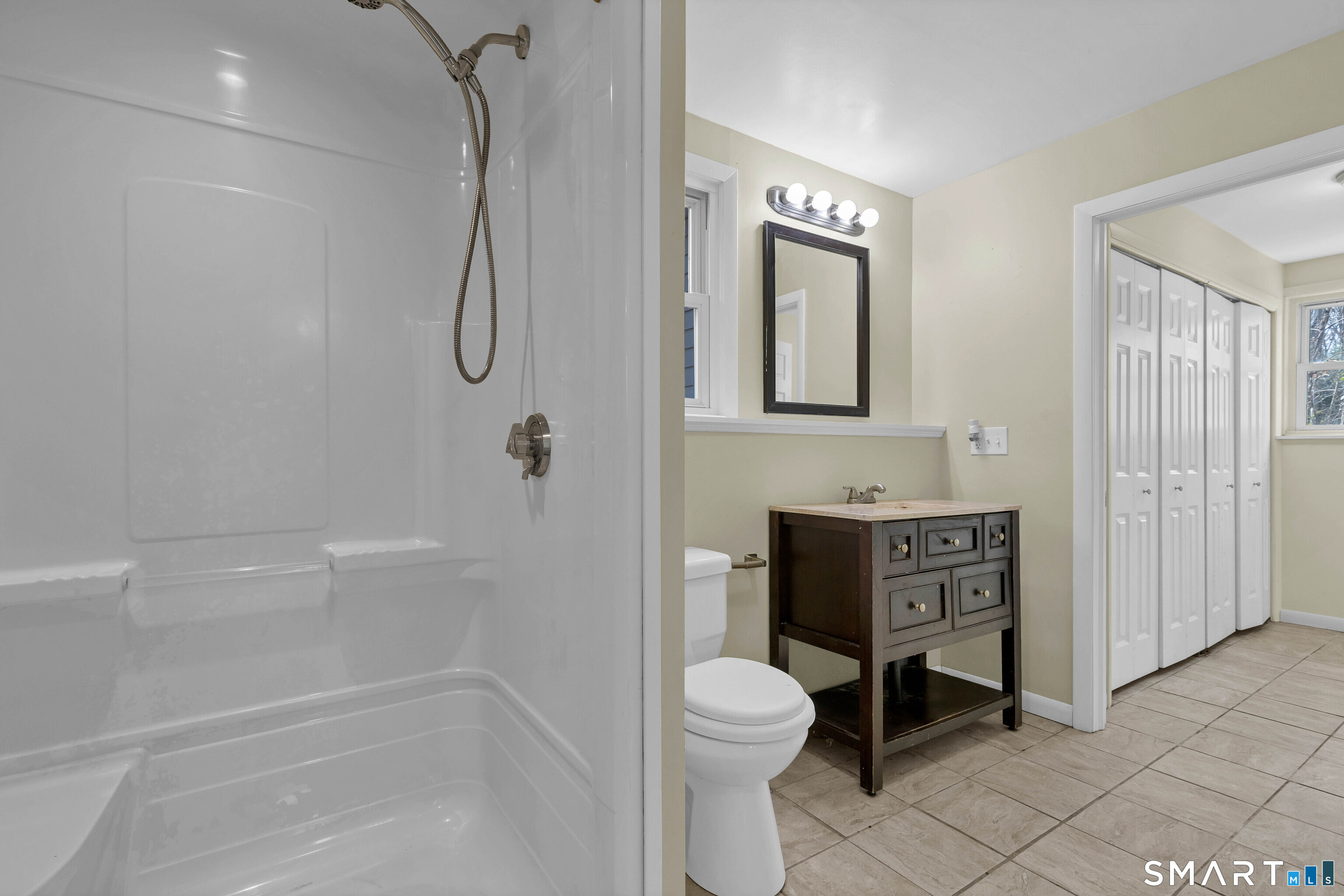 13 Victoria Lane Old Lyme CT 06371