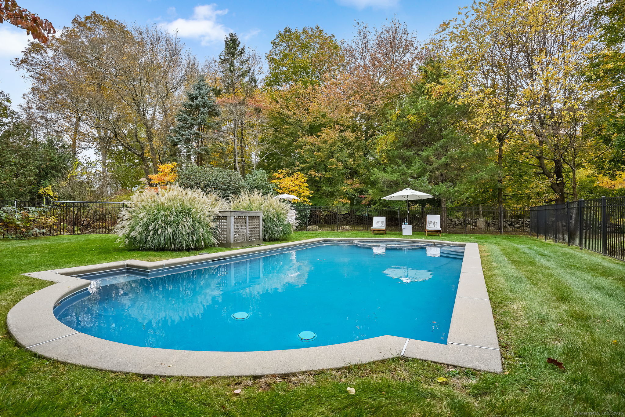 39 Sunset Road Easton CT 06612