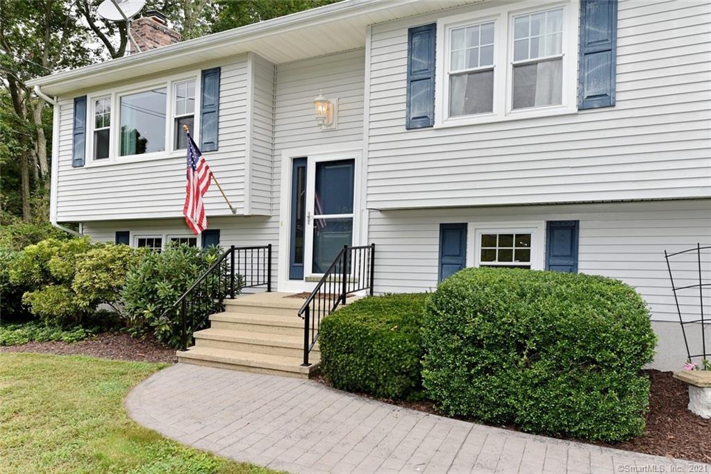 33 Cavasin Drive East Lyme CT 06333