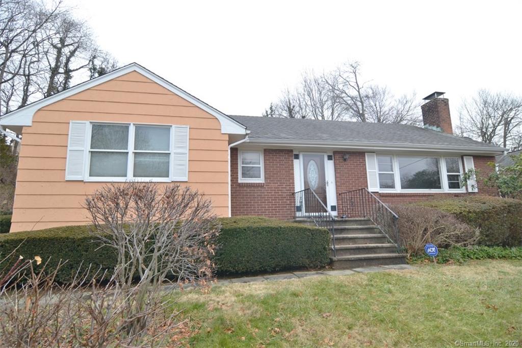 8 Lakewood Drive Norwalk CT 06851
