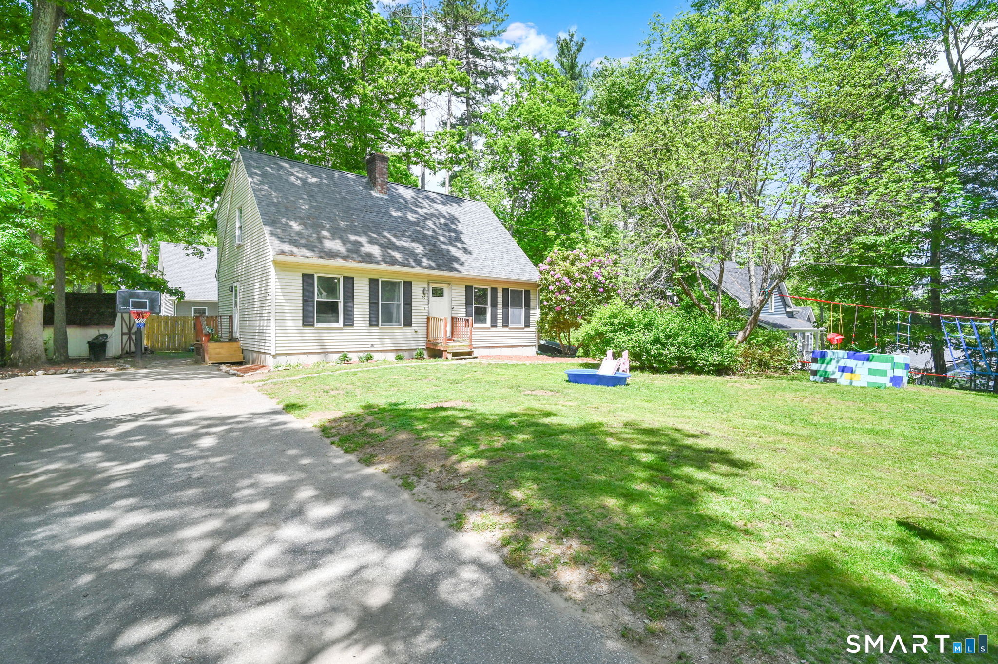70 Red Cedar Road Woodstock CT 06282