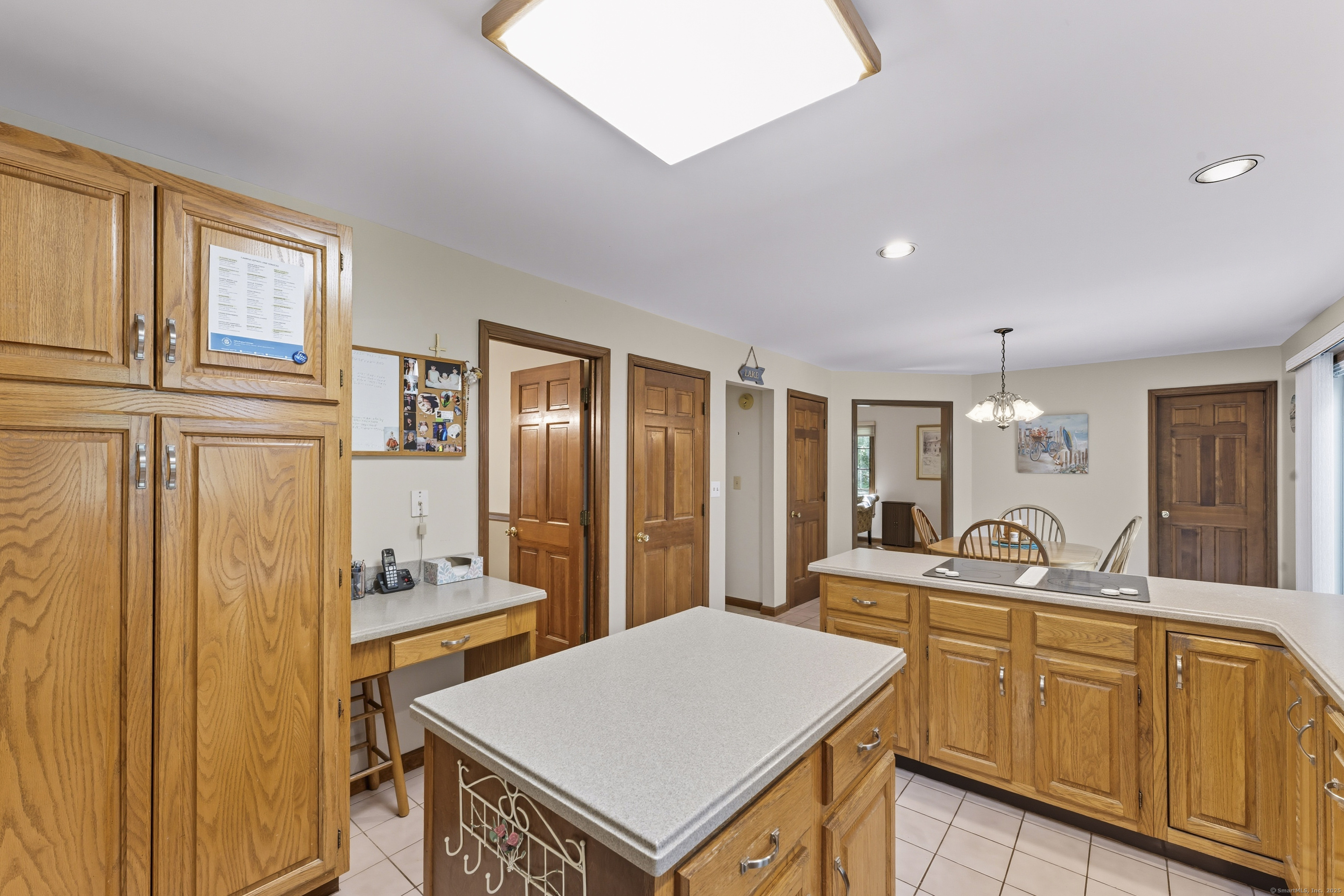 15 Marc Road Danbury CT 06810