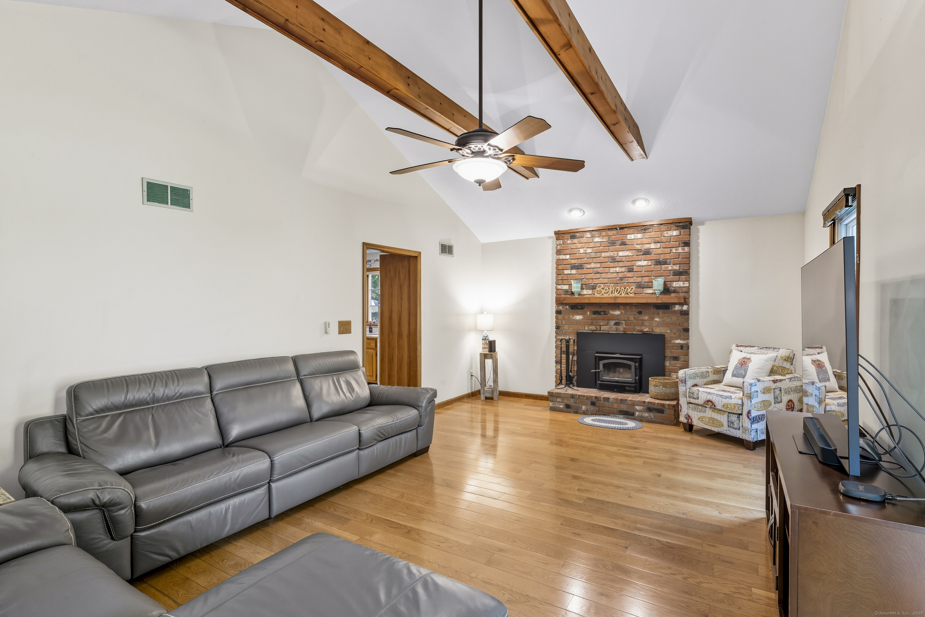 15 Marc Road Danbury CT 06810