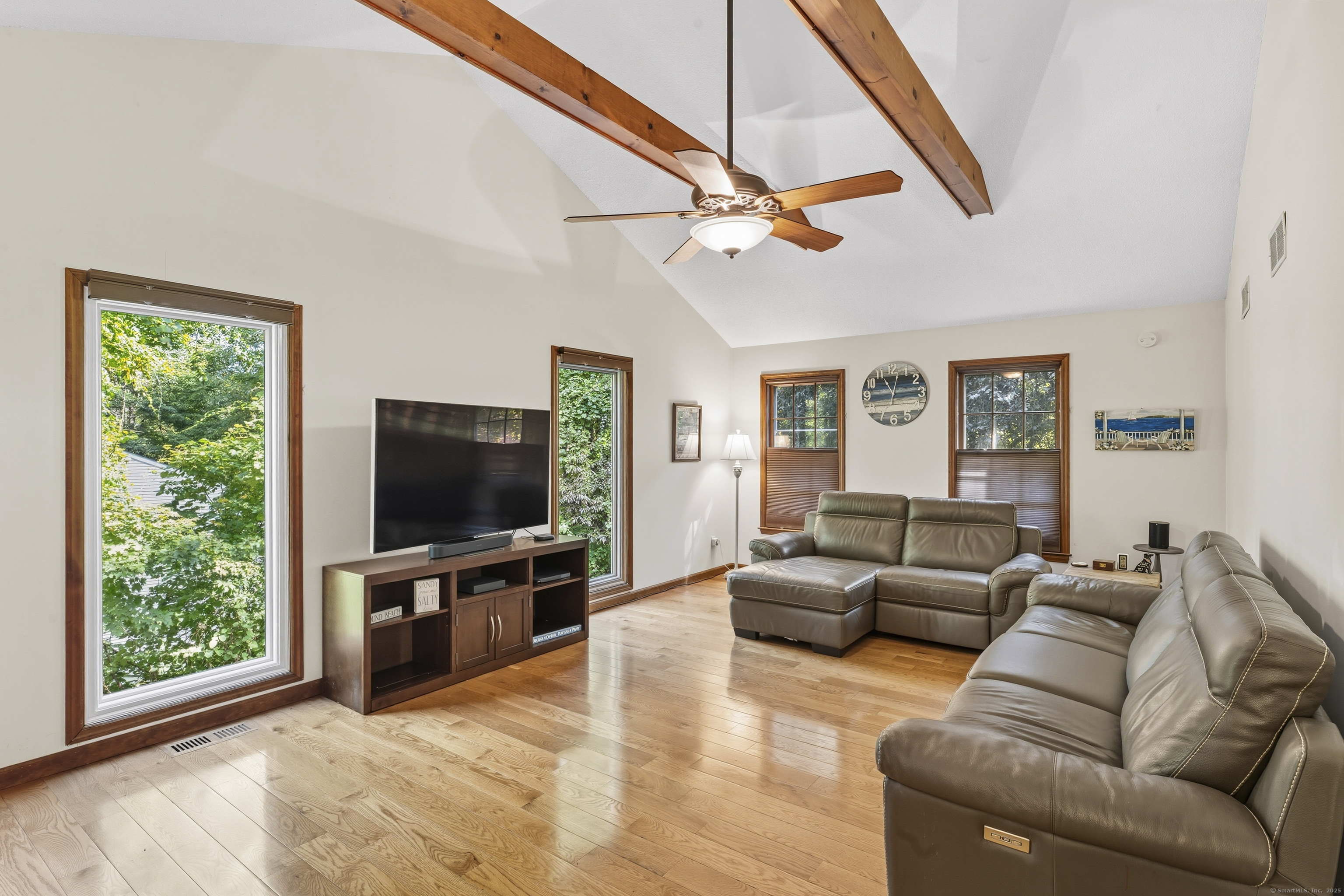 15 Marc Road Danbury CT 06810