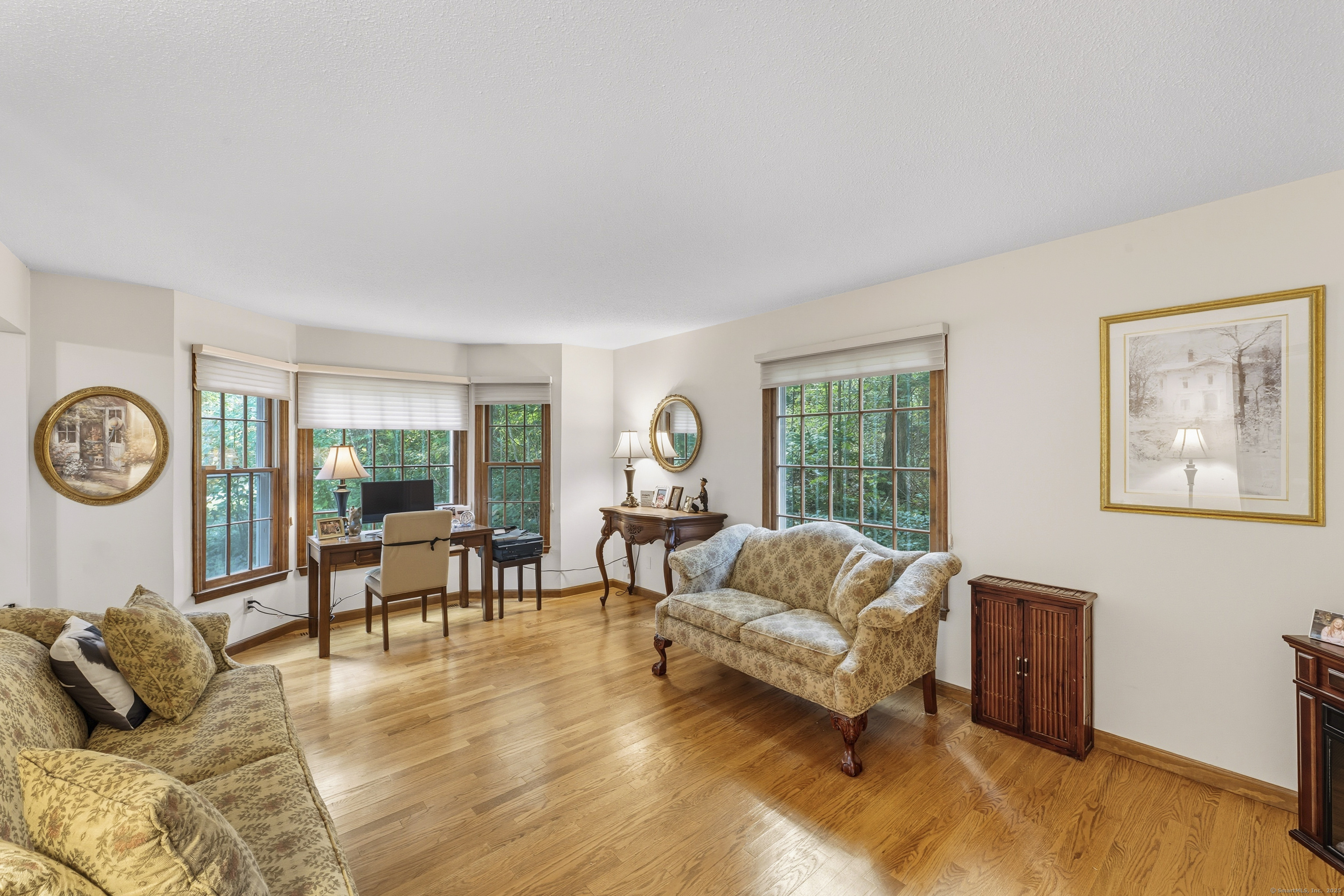 15 Marc Road Danbury CT 06810